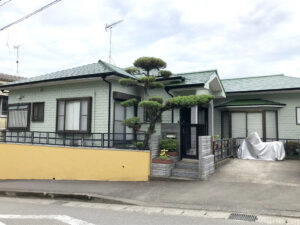 鹿児島市　外壁・屋根塗装工事　施工事例　｜Ｙ様邸｜【リビングプラザ滝の神】鹿児島市・姶良市・日置市・リフォーム・塗装・外構・造園