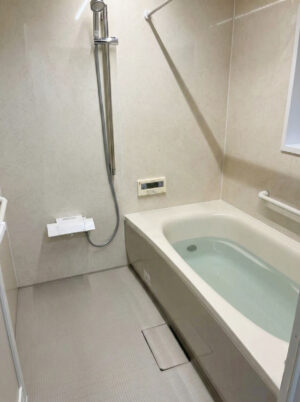 鹿児島市　浴室リフォーム工事　Ｓ様邸施工事例【リビングプラザ滝の神】鹿児島市・姶良市・日置市・リフォーム・塗装・外構・造園
